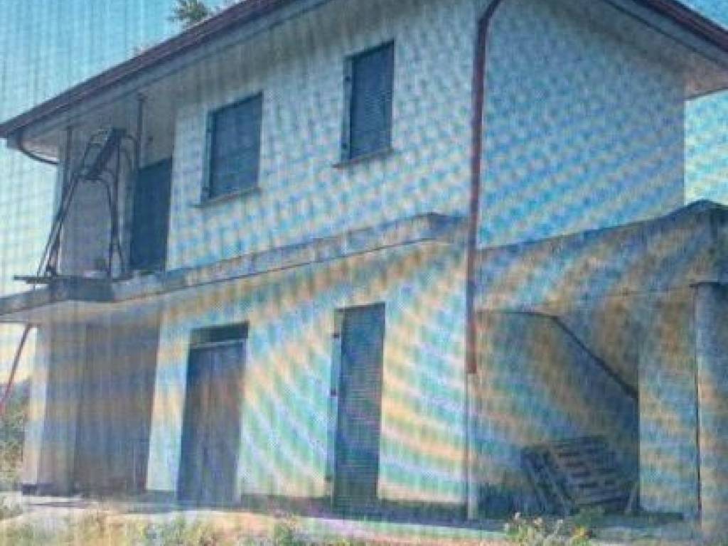 casa indipendente in vendita a Salerno in zona Torrione
