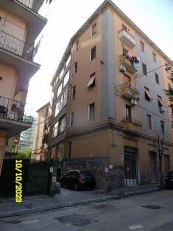 appartamento in vendita a Salerno in zona Centro Città