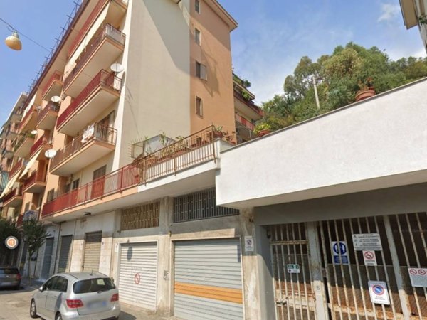 appartamento in vendita a Salerno in zona Ogliara