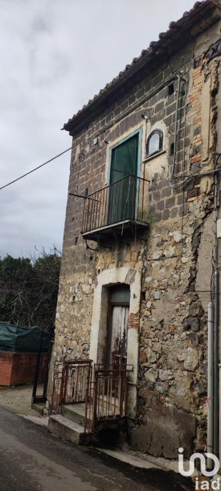 casa indipendente in vendita a Salerno in zona Ogliara