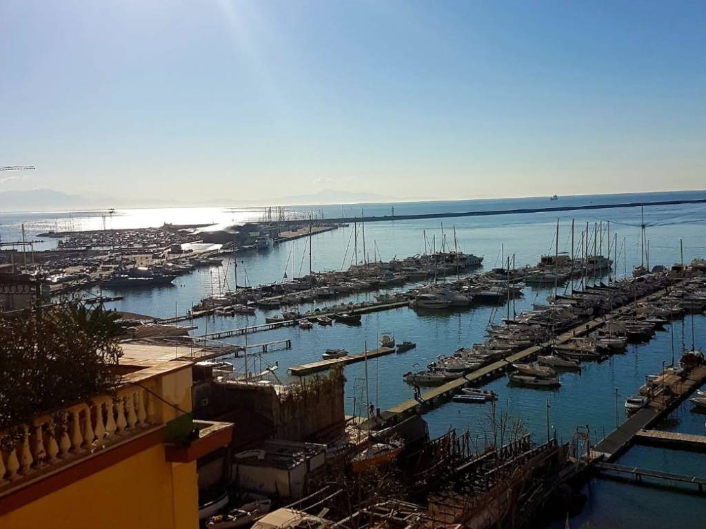 appartamento in vendita a Salerno in zona Centro Città