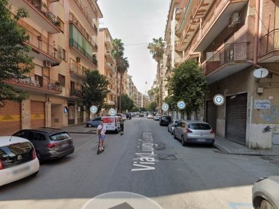 negozio in vendita a Salerno in zona Gelsi Rossi