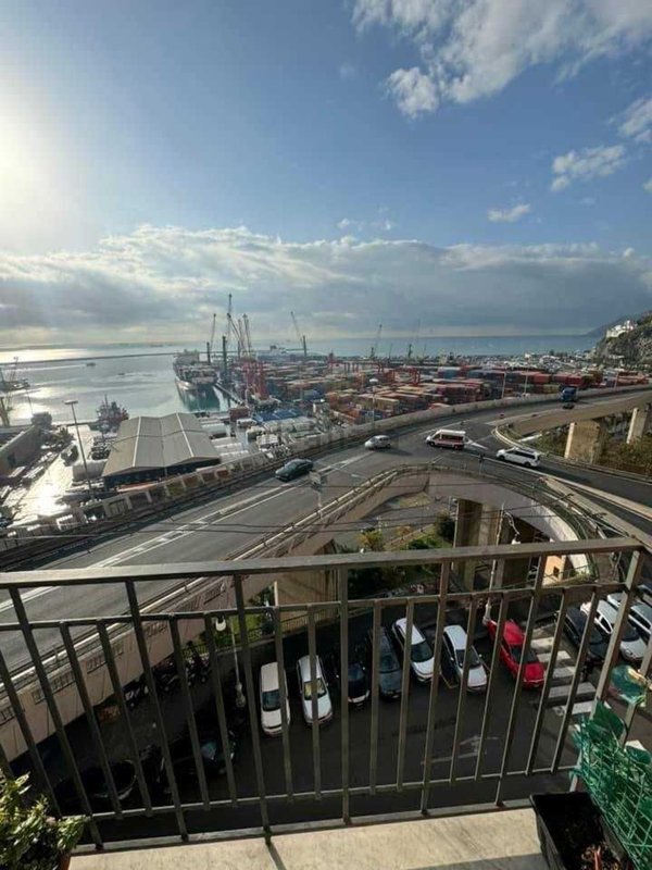 appartamento in vendita a Salerno in zona Centro Città