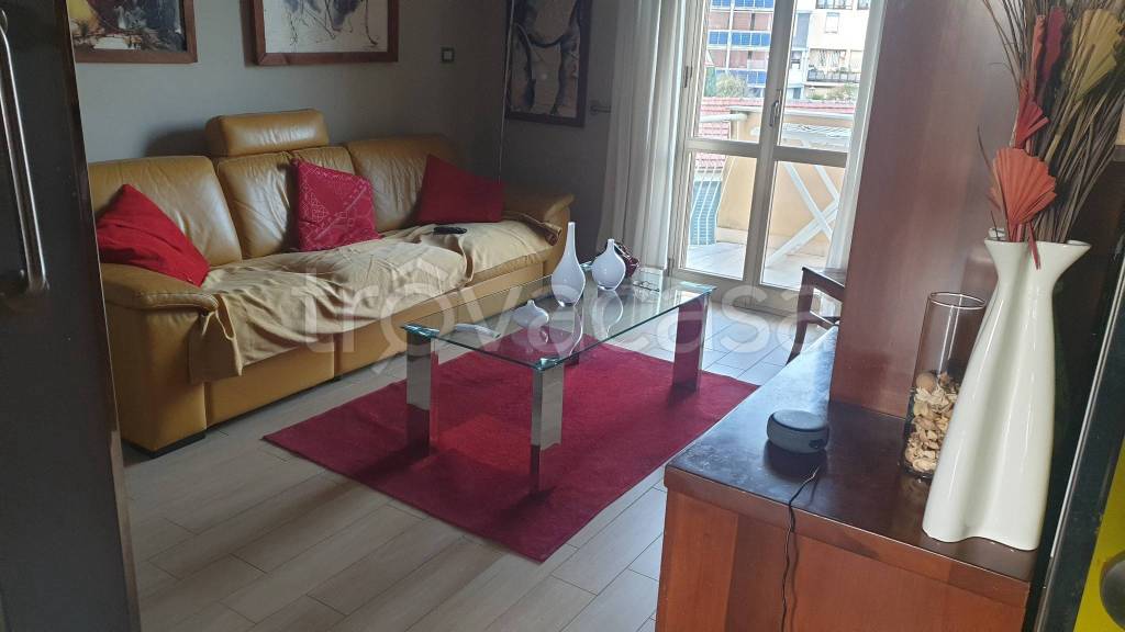 appartamento in vendita a Salerno in zona Pastena