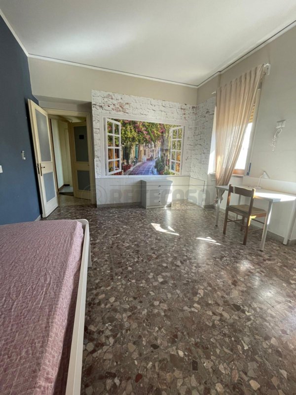 appartamento in vendita a Salerno in zona Porto