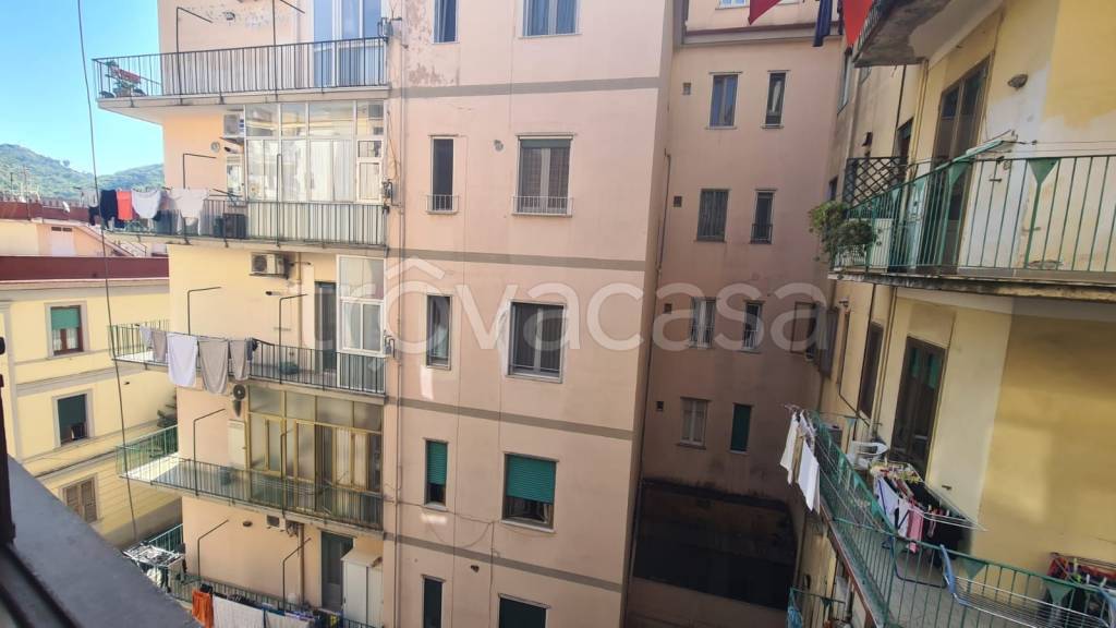 appartamento in vendita a Salerno in zona Centro Città