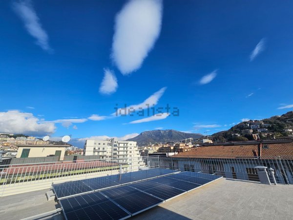 appartamento in vendita a Salerno in zona Centro Città