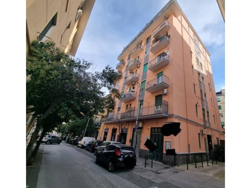 appartamento in vendita a Salerno in zona Irno
