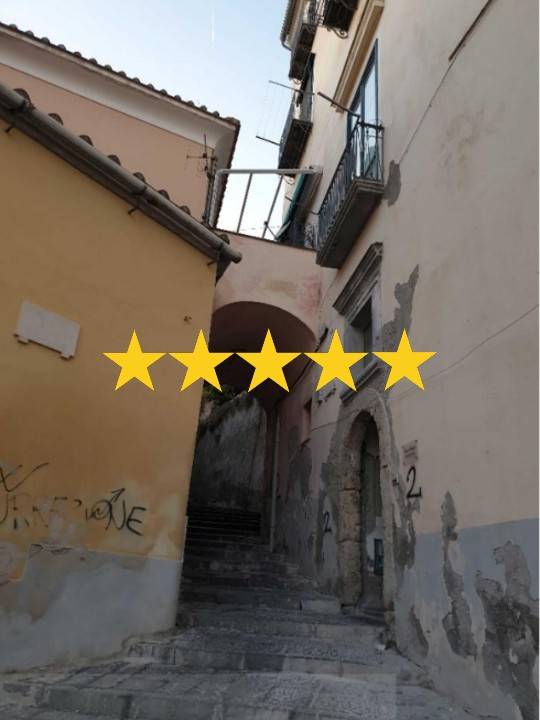 appartamento in vendita a Salerno in zona Centro Città