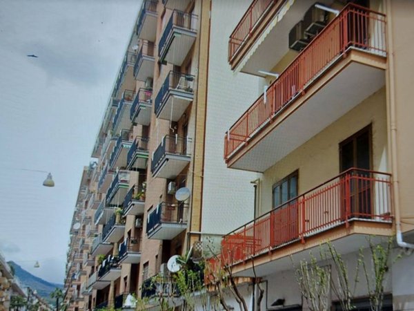 appartamento in vendita a Salerno in zona Gelsi Rossi