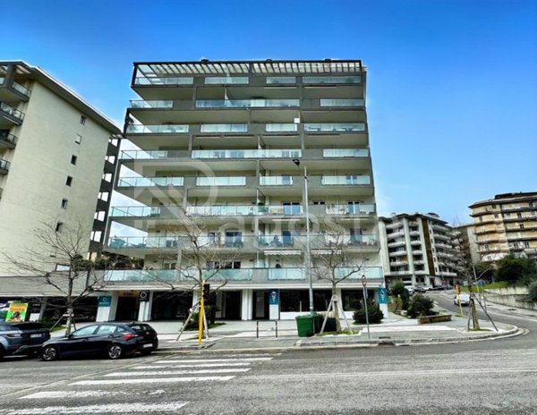 appartamento in vendita a Salerno in zona Centro Città