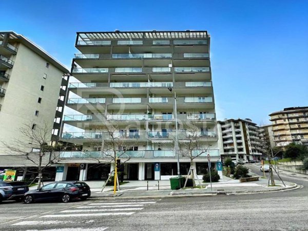 appartamento in vendita a Salerno in zona Irno