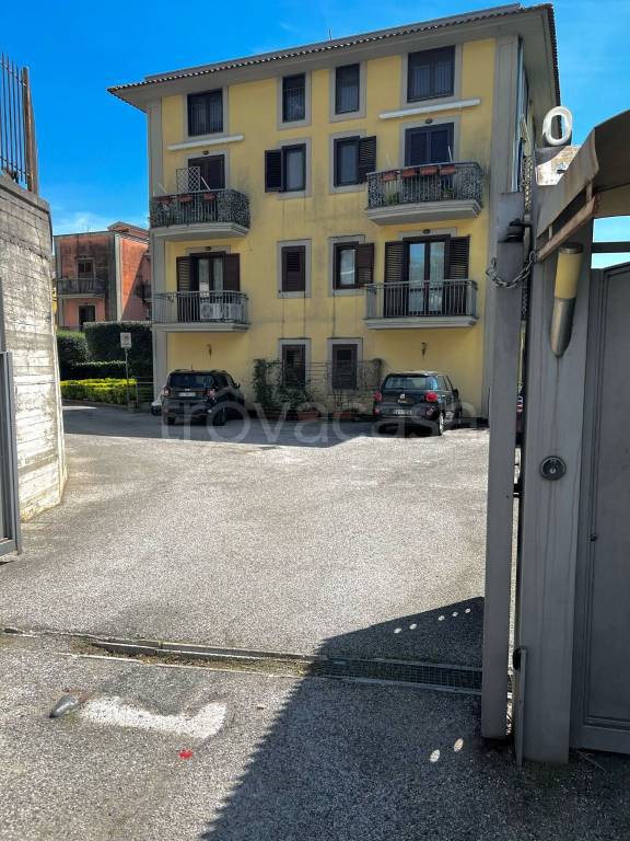 appartamento in vendita a Salerno in zona Fontana di Genca / Pastorano