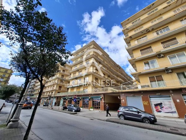 appartamento in vendita a Salerno in zona Mercatello