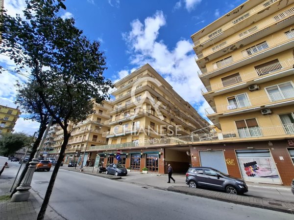 appartamento in vendita a Salerno in zona Mercatello