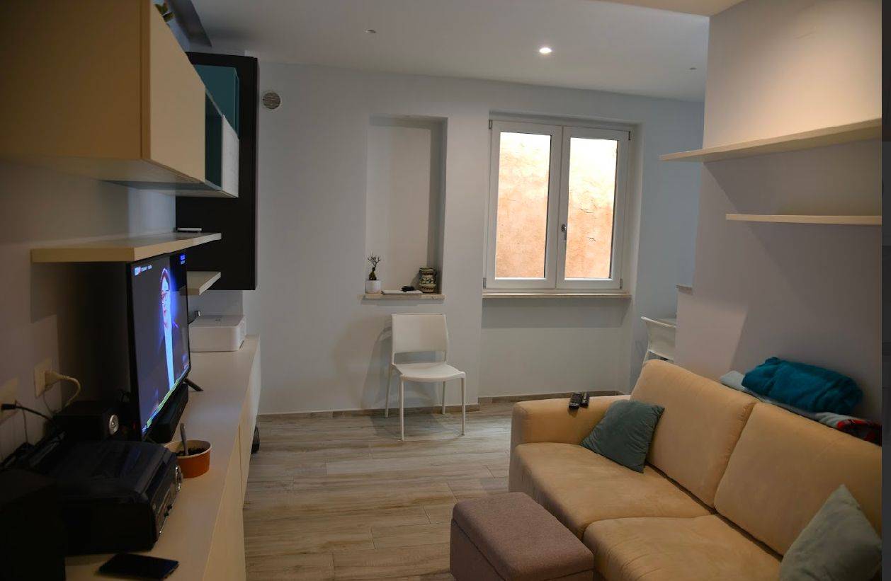 appartamento in vendita a Salerno in zona Centro Città