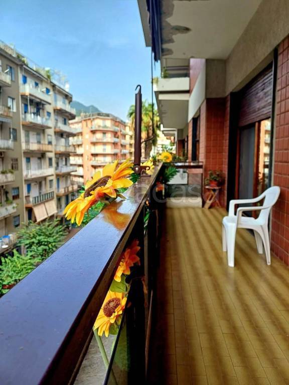 appartamento in vendita a Salerno in zona Gelsi Rossi
