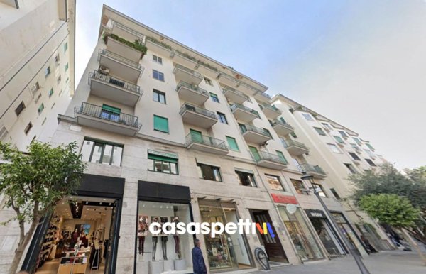 appartamento in vendita a Salerno in zona Centro Città