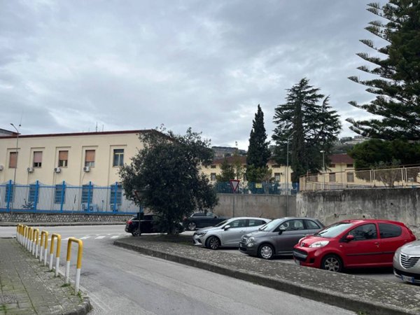 appartamento in vendita a Salerno in zona Torrione