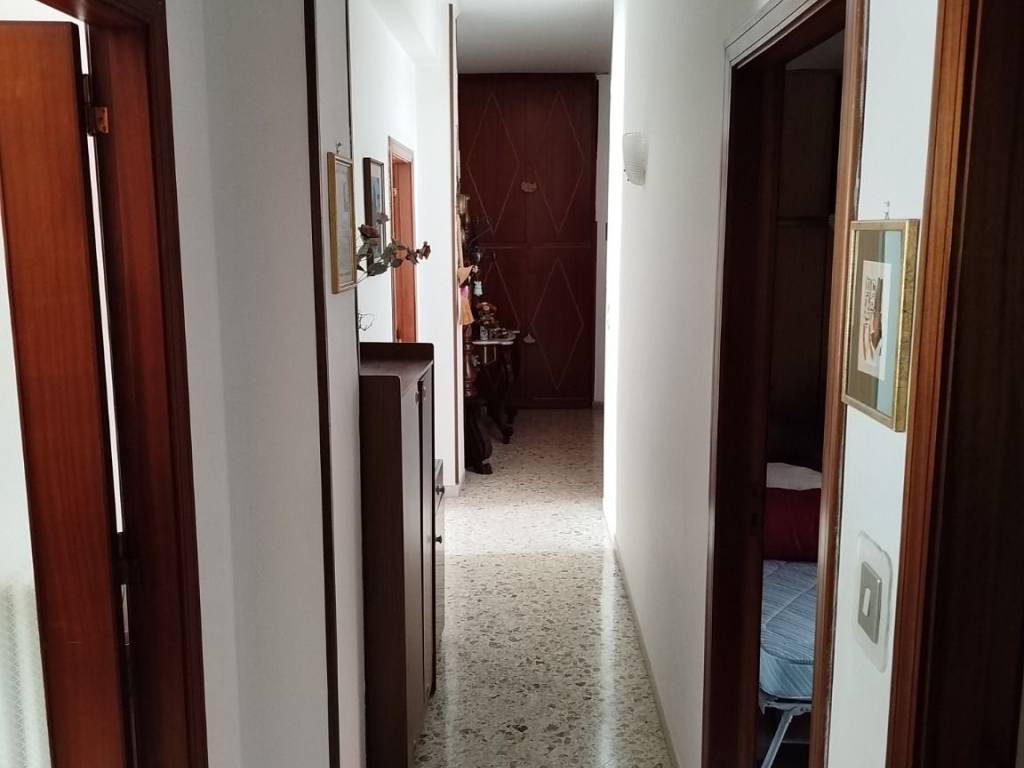 appartamento in vendita a Salerno in zona Pastena