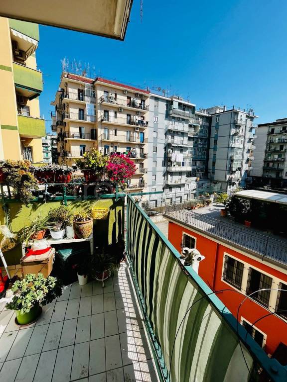 appartamento in vendita a Salerno in zona Pastena