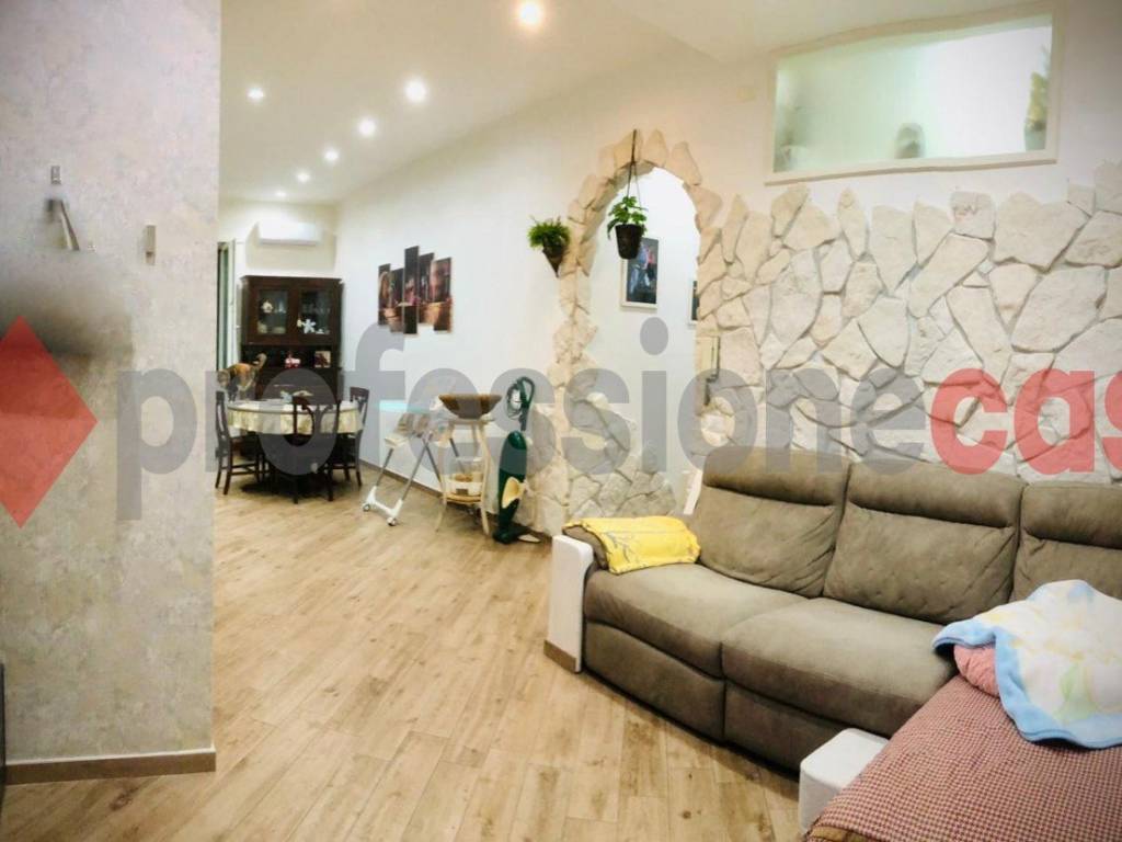appartamento in vendita a Salerno in zona Centro Città