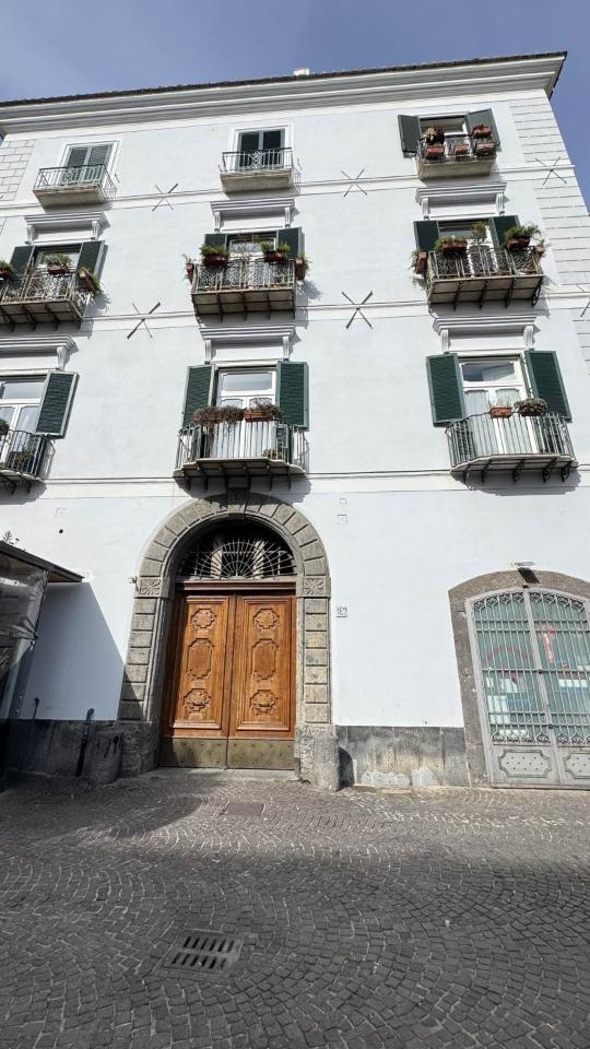 appartamento in vendita a Salerno in zona Centro Città