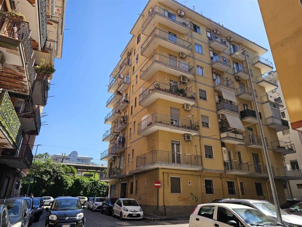 appartamento in vendita a Salerno in zona Torrione