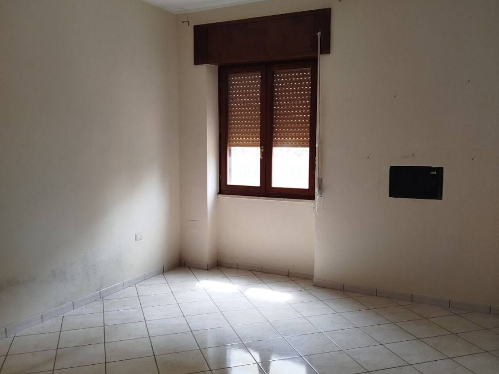 appartamento in vendita a Salerno in zona Pastena