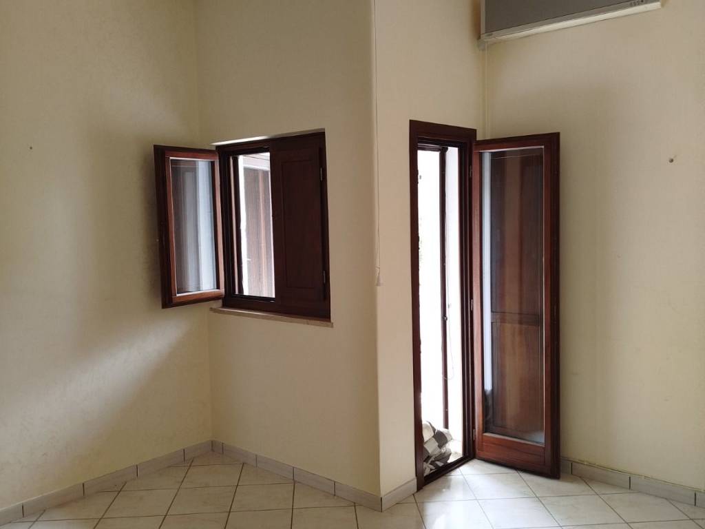 appartamento in vendita a Salerno in zona Pastena