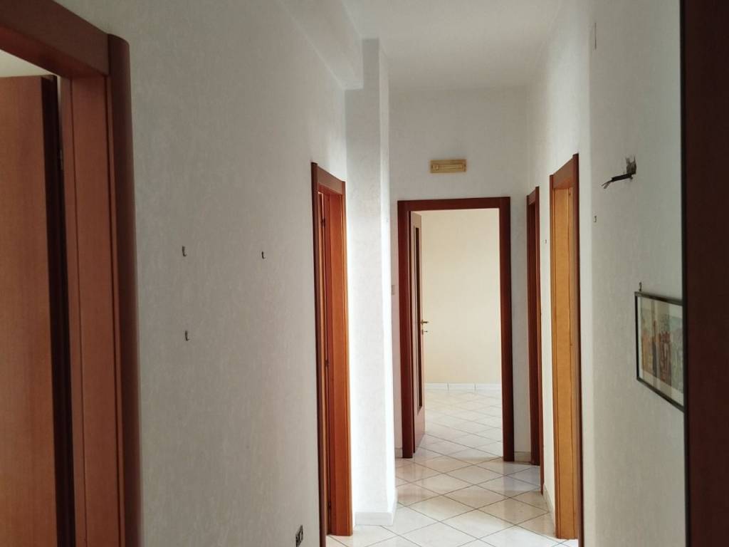 appartamento in vendita a Salerno in zona Pastena