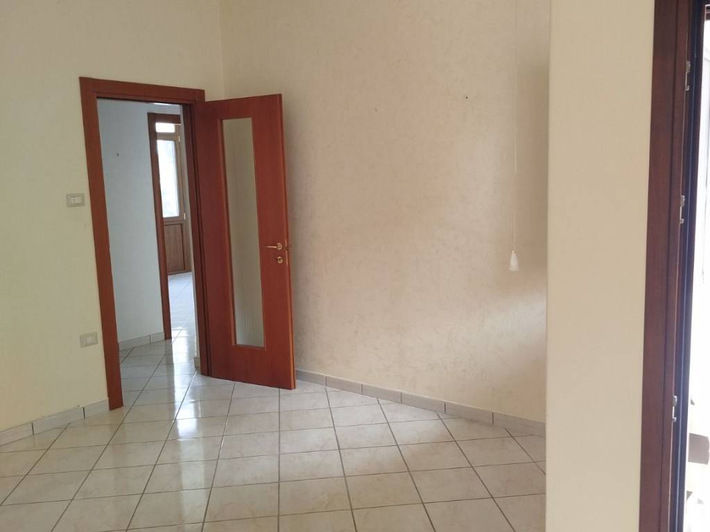 appartamento in vendita a Salerno in zona Pastena