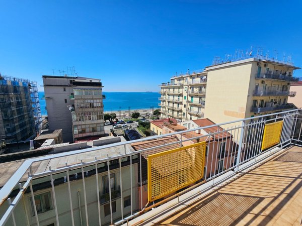 appartamento in vendita a Salerno in zona Mercatello