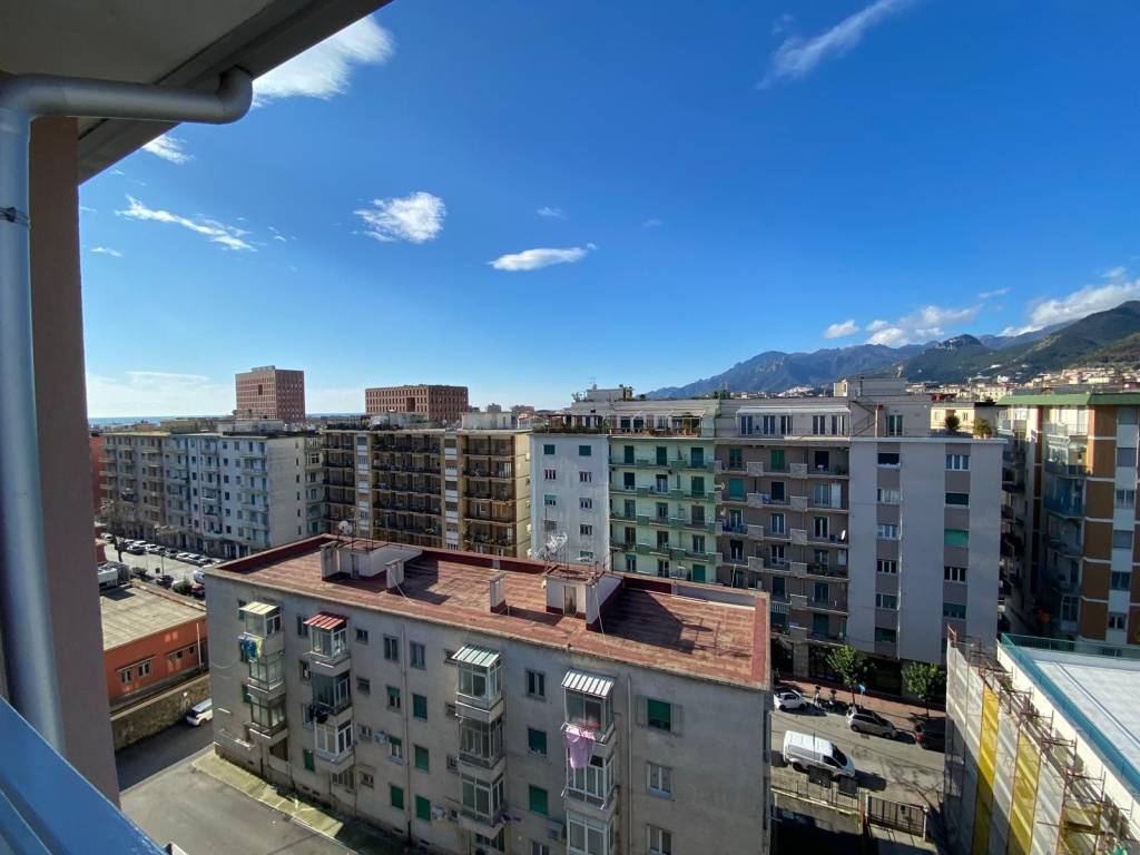 appartamento in vendita a Salerno in zona Ogliara