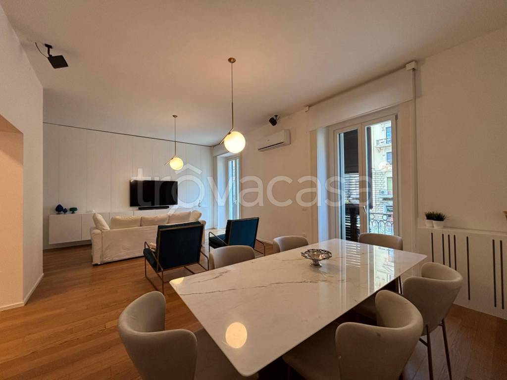 appartamento in vendita a Salerno in zona Centro Città