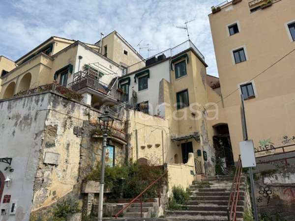 appartamento in vendita a Salerno in zona Centro Città