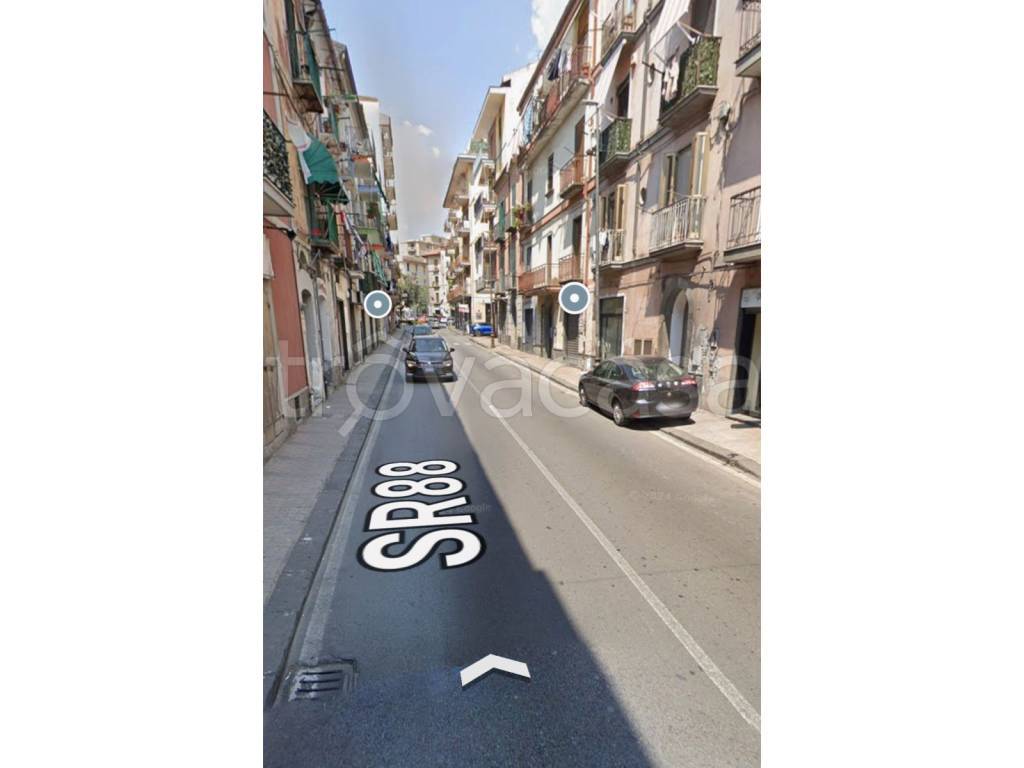 negozio in vendita a Salerno in zona Irno