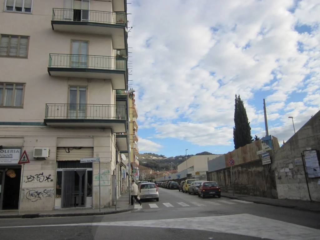 appartamento in vendita a Salerno in zona Torrione