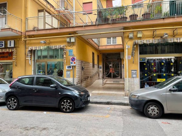 appartamento in vendita a Salerno in zona Pastena