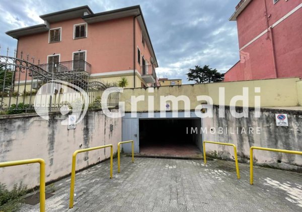 ufficio in vendita a Salerno in zona Matierno