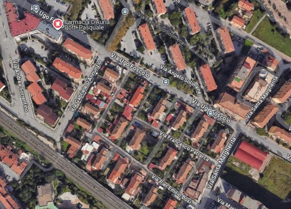 appartamento in vendita a Salerno in zona Pastena