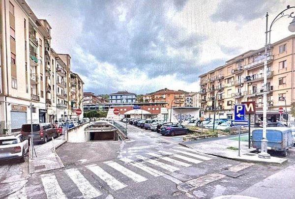 appartamento in vendita a Salerno in zona Pastena