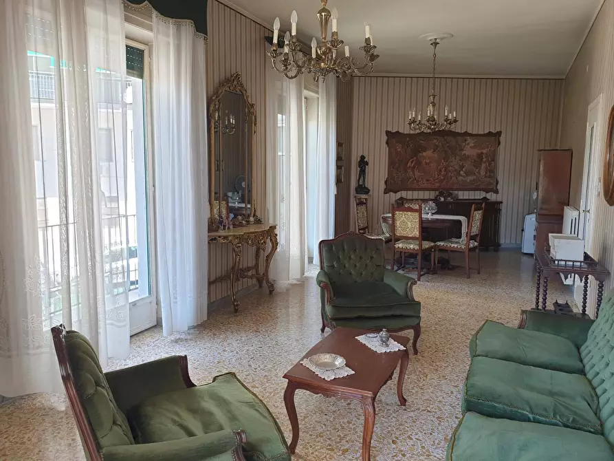 appartamento in vendita a Salerno in zona Centro Città
