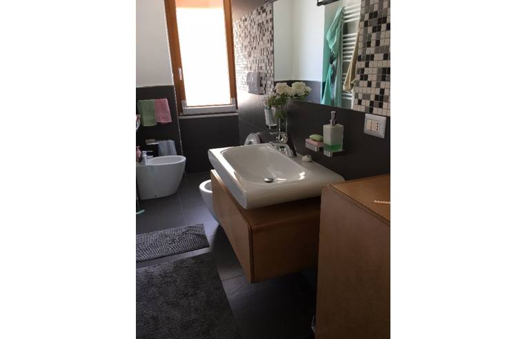 appartamento in vendita a Salerno in zona Centro Città