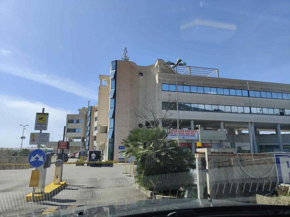 ufficio in vendita a Salerno in zona San Leonardo