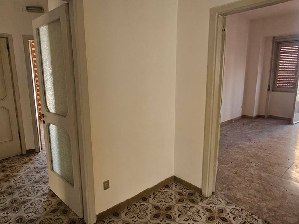 appartamento in vendita a Salerno in zona Ogliara
