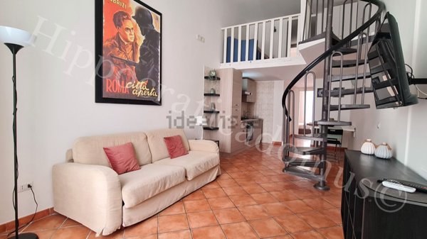 appartamento in vendita a Salerno in zona Centro Città