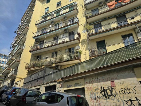 appartamento in vendita a Salerno in zona Centro Città