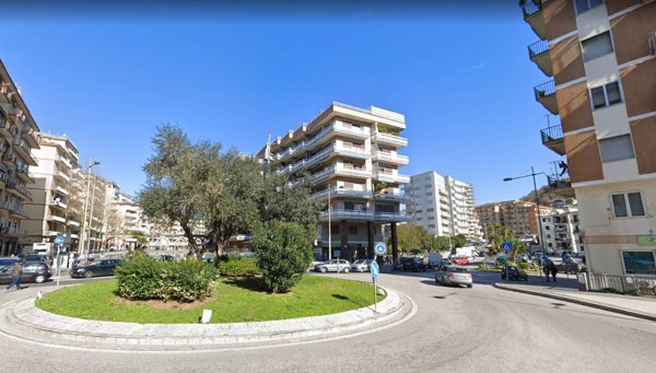 appartamento in vendita a Salerno in zona Irno