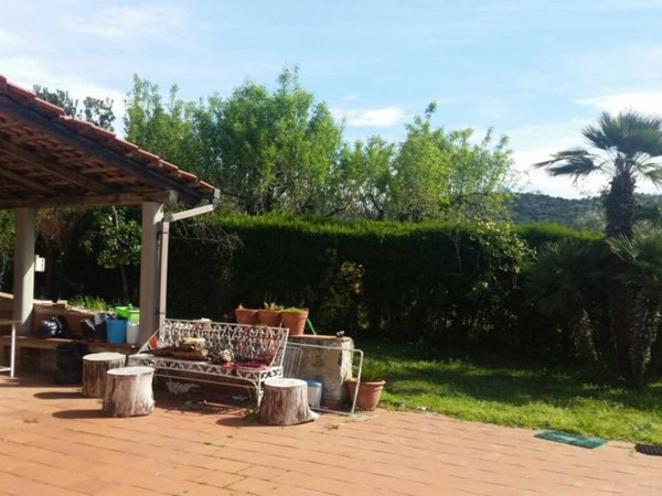 casa indipendente in vendita a Salerno in zona Fuorni